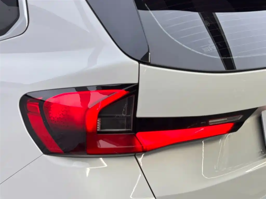 BMW X1 2023 sDrive25Li M Sport Package фото 10