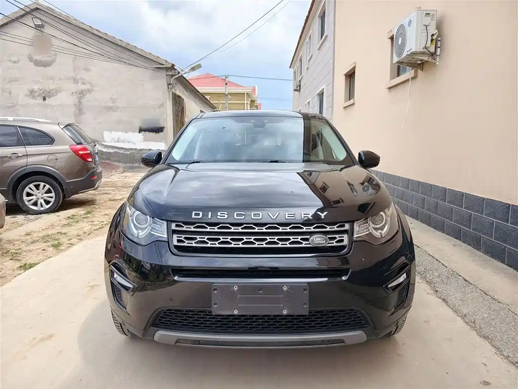 Land Rover Discovery Sport 2019 240PS SE Edition China VI фото 3
