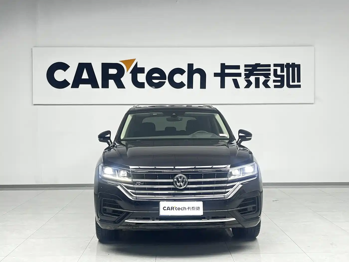 Volkswagen Touareg 2019 3.0TSI Sharp Edge Edition China V фото 2