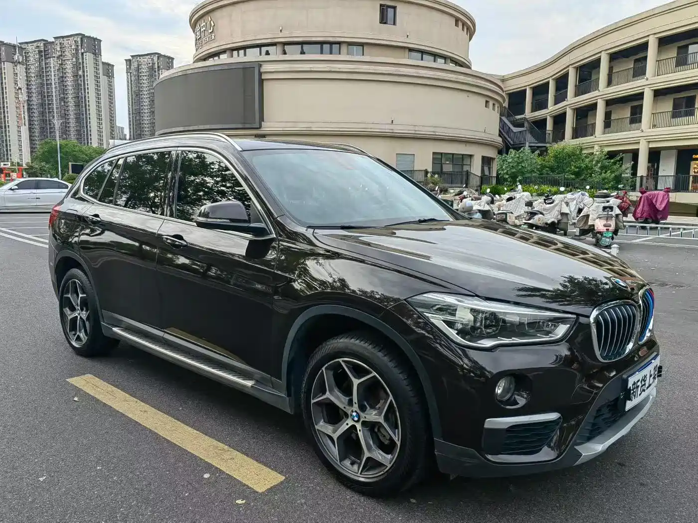 BMW X1 2019 sDrive18Li Premium Model фото 3