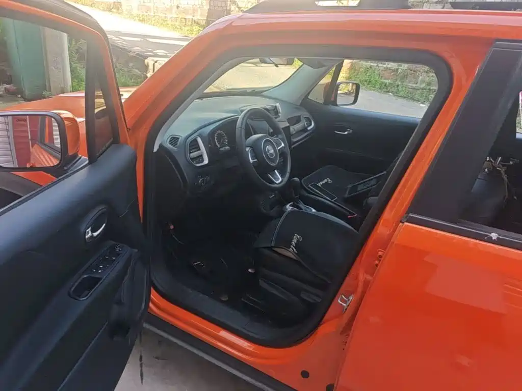 Jeep Renegade 2020 2019 220T Automatic Premium