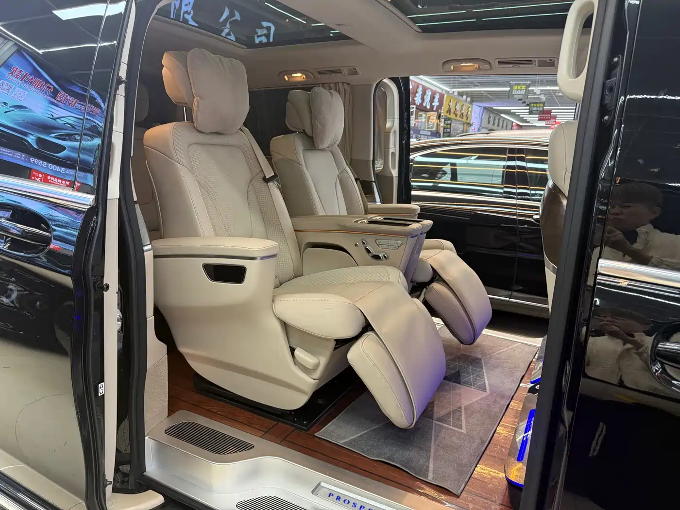 MERCEDES-BENZ V-CLASS
