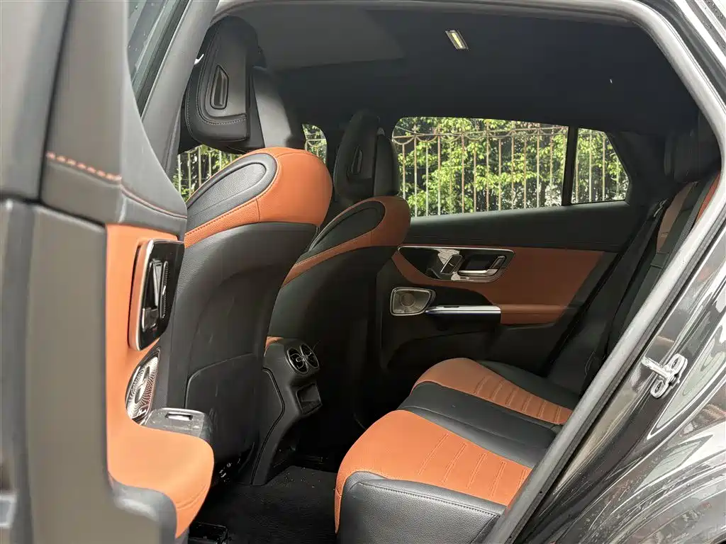 Mercedes-Benz GLC Coupe 2026 2026 GLC 300 4MATIC Coupe SUV