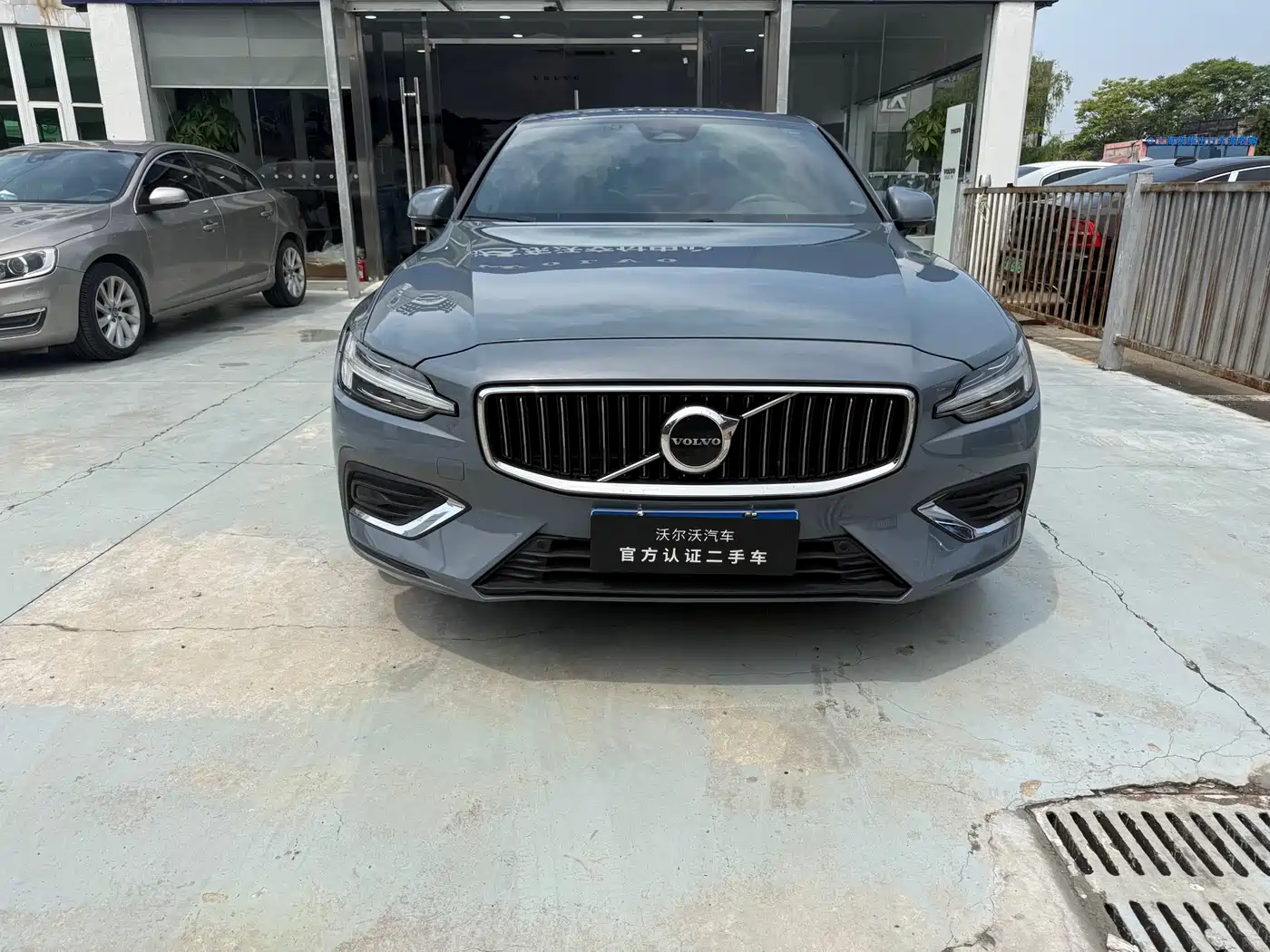 VOLVO S60