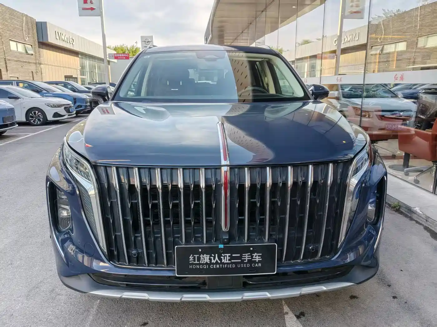Hongqi HS7 2023 2.0T Automatic 4WD Flag Leader Edition (6-seater) фото 2