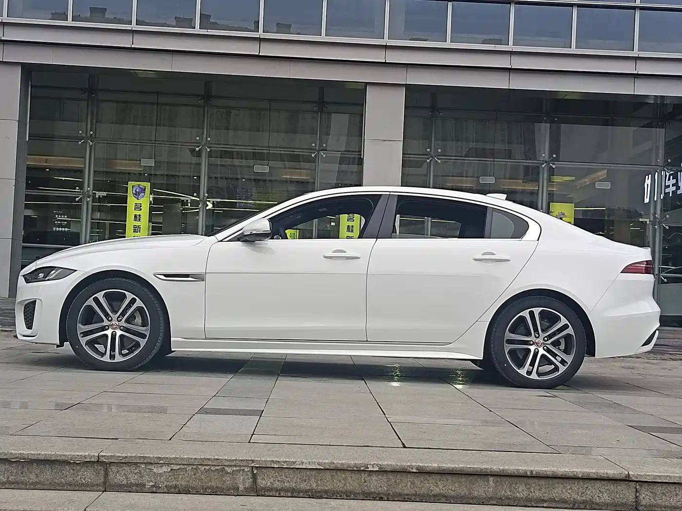 JAGUAR XEL