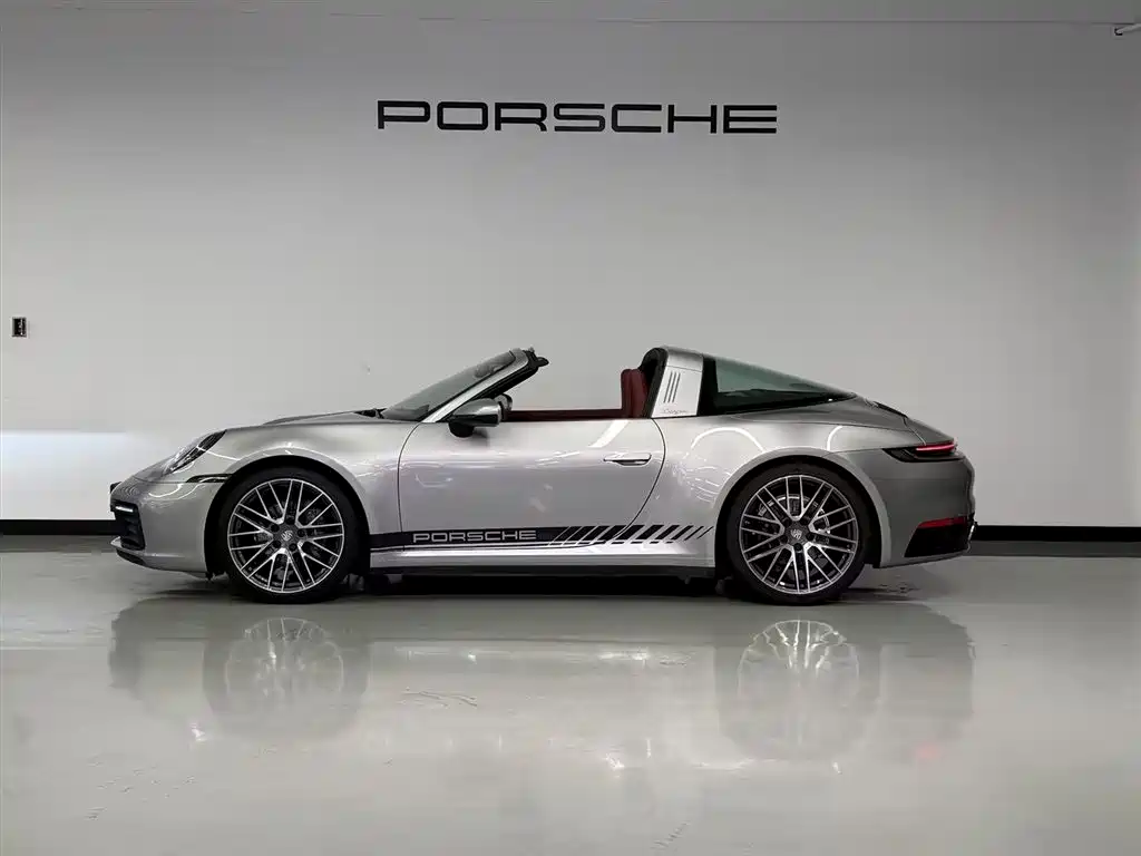 Porsche 911 2023 Targa 4 3.0T фото 8