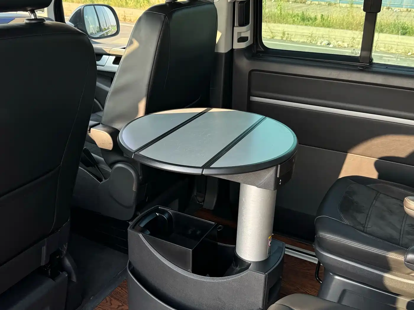 Volkswagen Multivan 2018 2017 2.0TSI AWD Premium Edition 7-Seater
