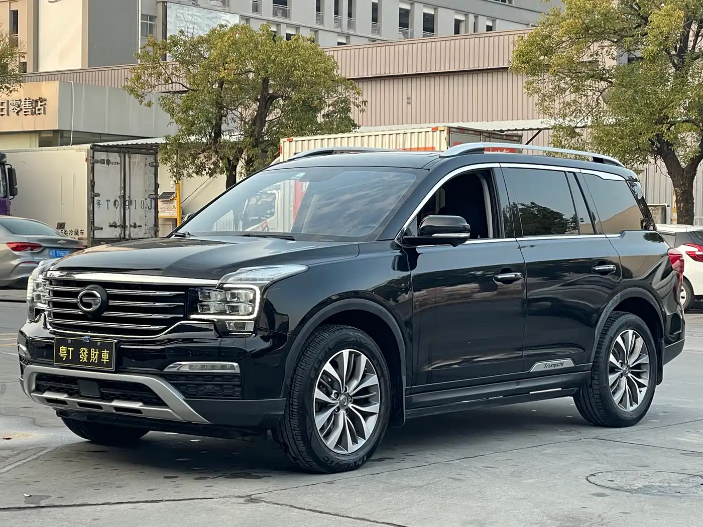 GAC Trumpchi Trumpchi GS8 2017 320T 2WD Luxury Smart Connect (7-seater)