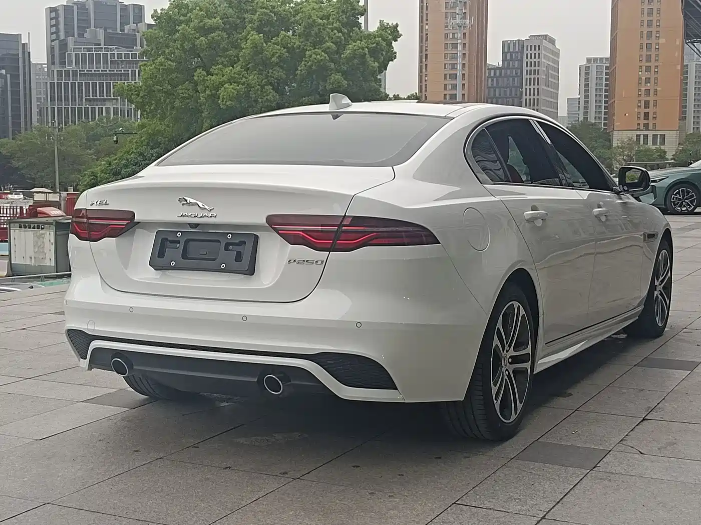 JAGUAR XEL