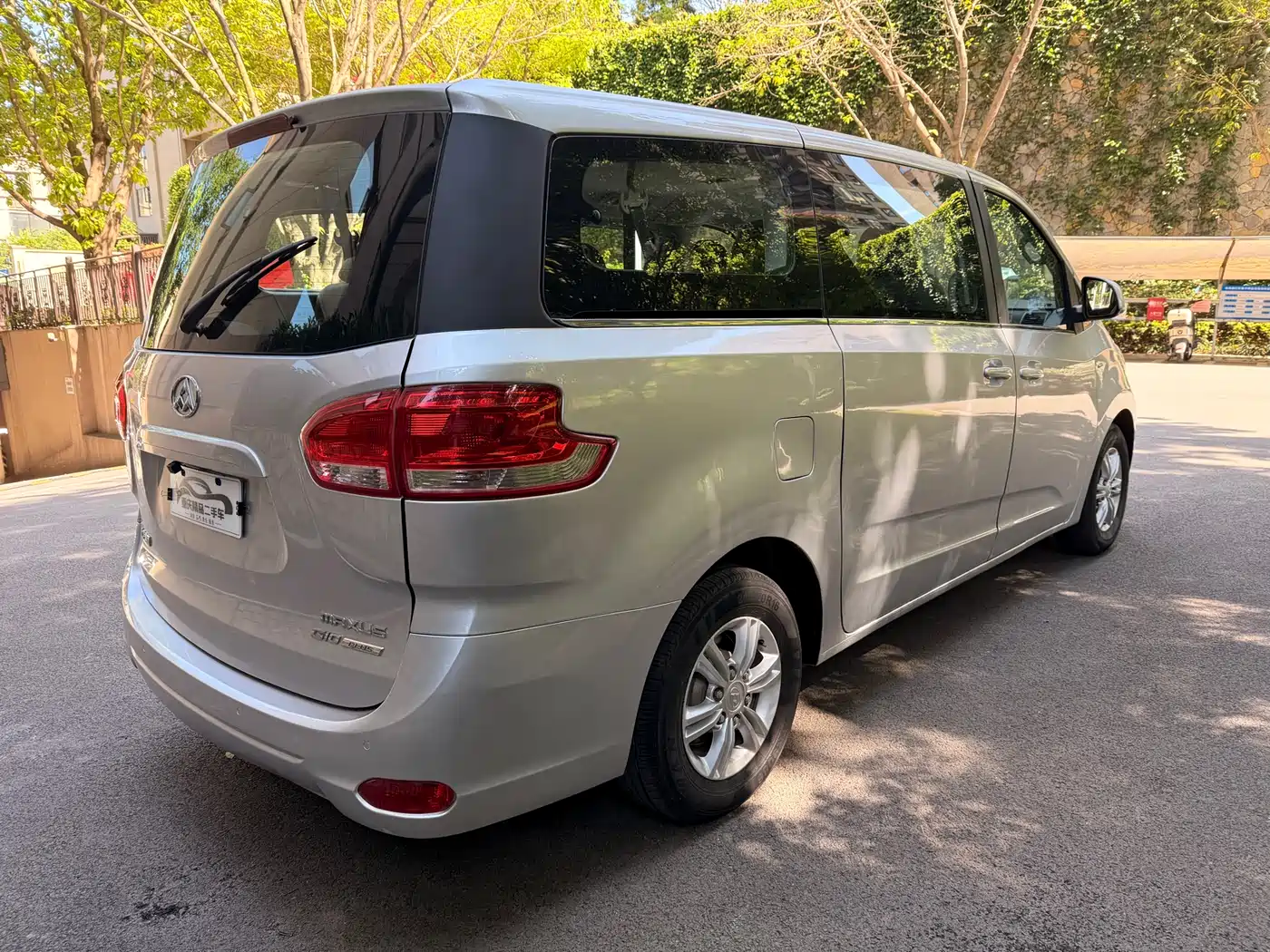 SAIC Maxus Maxus G10 2018 PLUS 2.0T Automatic Executive Edition фото 7
