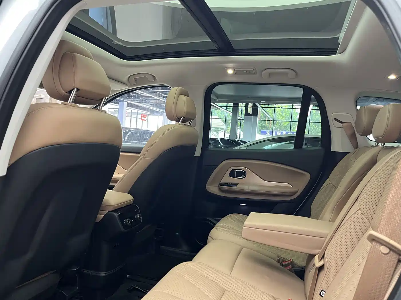 NIO ES8 2018 2018 Founder Edition