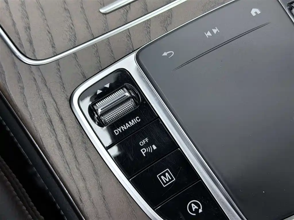 Mercedes-Benz GLC 2020 Facelift GLC 300 L 4MATIC Dynamic фото 21