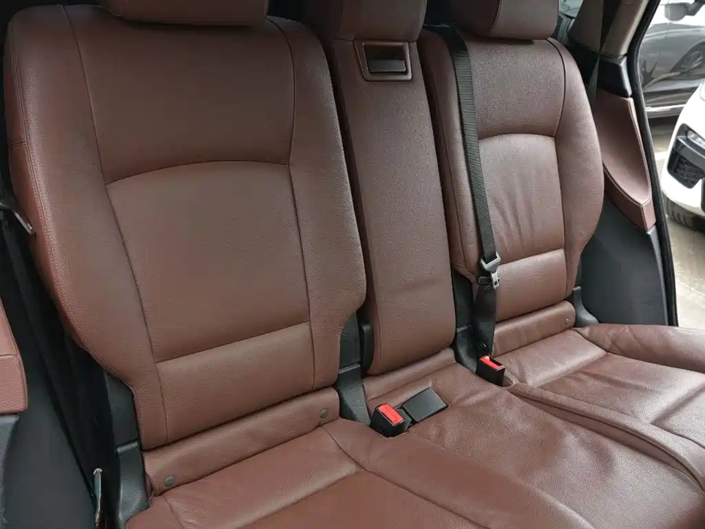 BMW 5 Series GT 2017 528i Leading Model фото 22