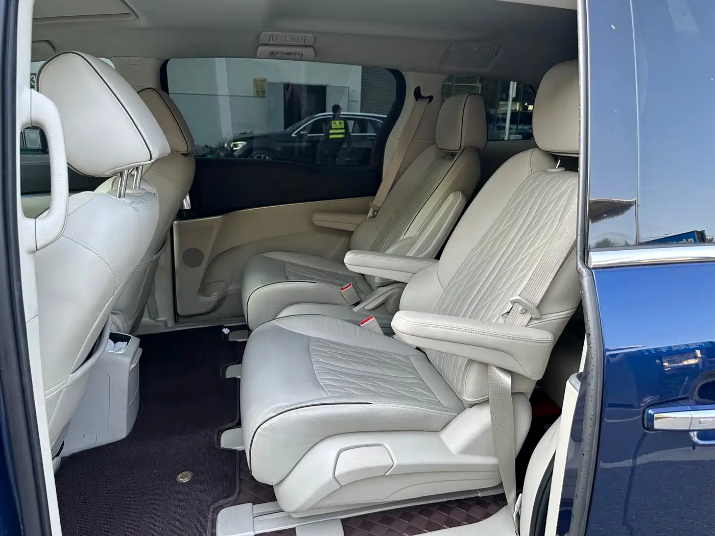 Buick GL8 2023 Land Business Class 652T Luxury фото 8