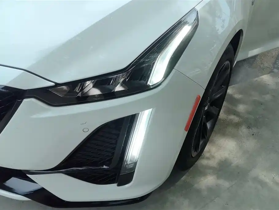 Cadillac CT5 2023 28T Prestige Style фото 5