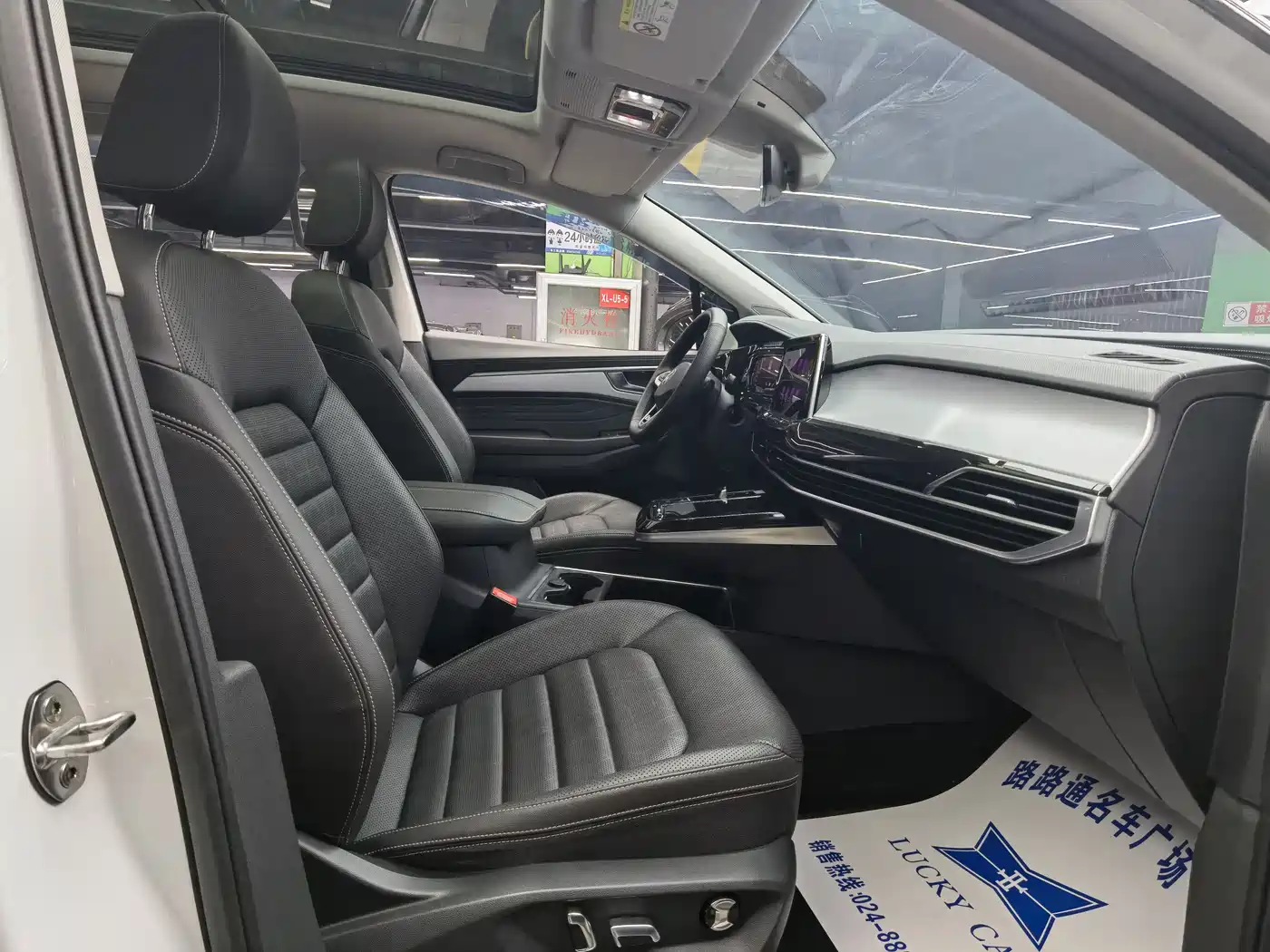 Volkswagen Talagon 2022 380TSI 4WD Luxury Premium Pro Edition 6-seater фото 8