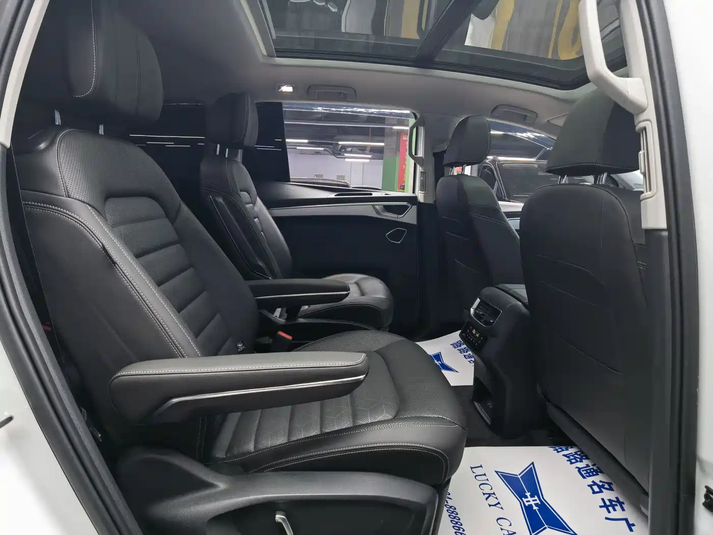 Volkswagen Talagon 2022 380TSI 4WD Luxury Premium Pro Edition 6-seater фото 9