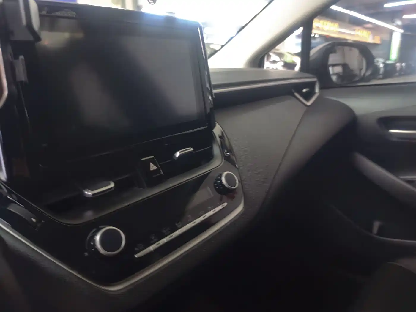 Toyota Corolla 2021 1.2T S-CVT Elite Edition фото 8