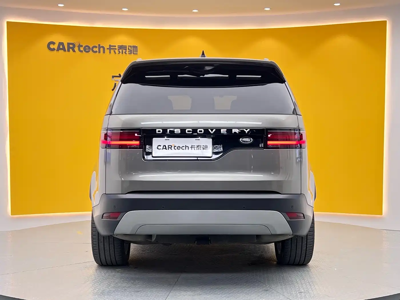 Land Rover Discovery 2024 Model 360PS S фото 35
