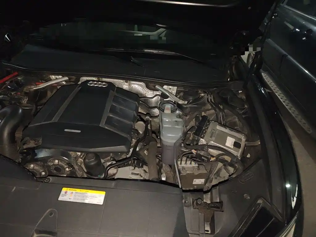 Фото 20 - Audi A6L