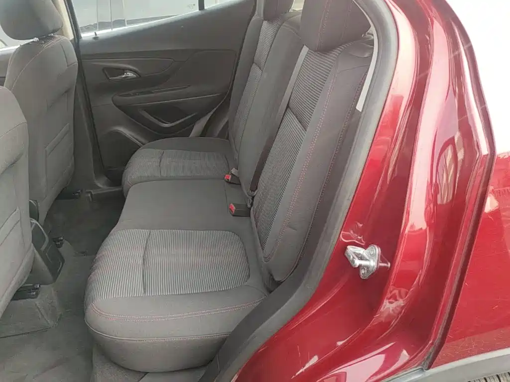 Фото 17 - Buick Encore