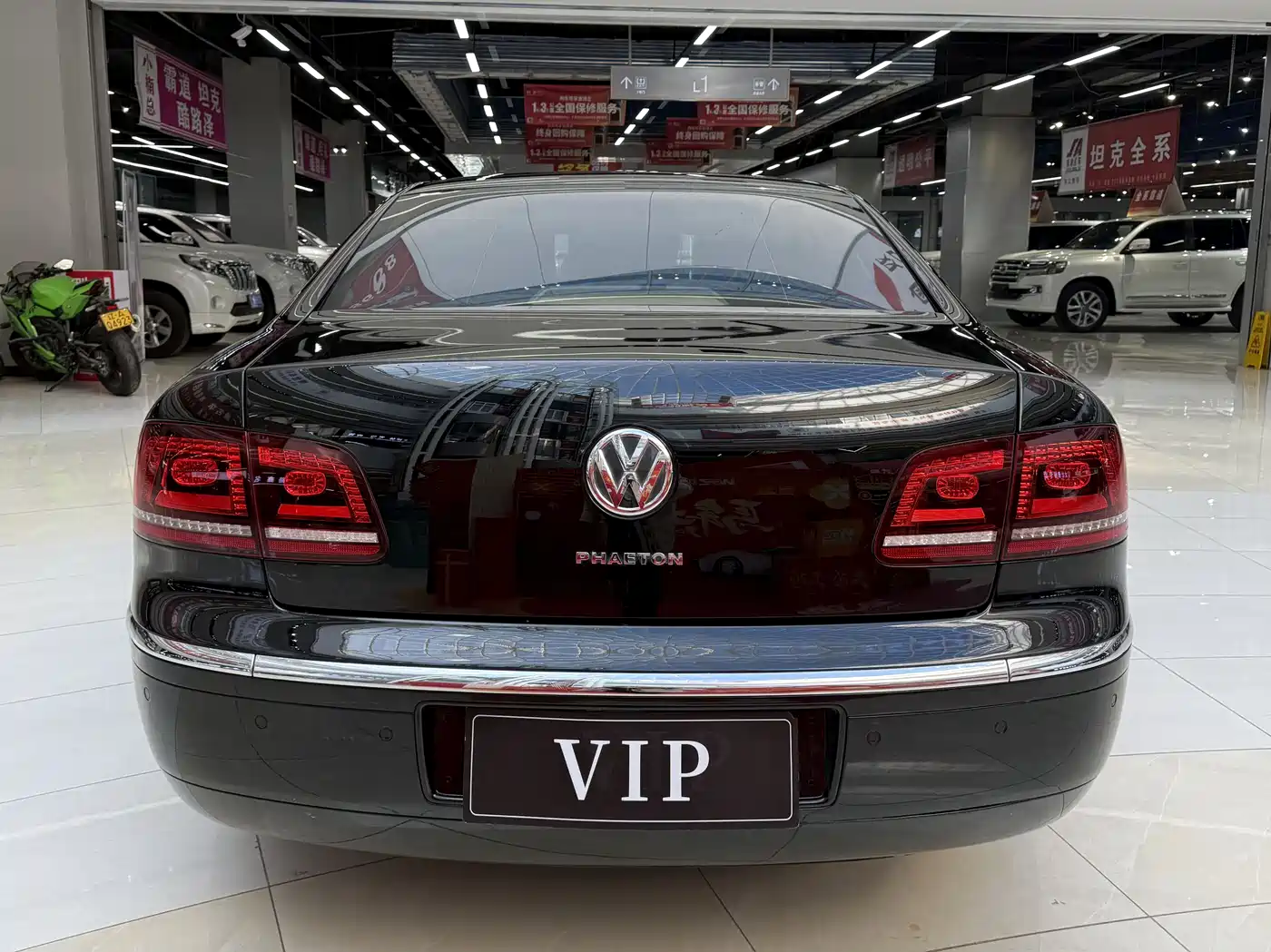 Volkswagen Phaeton 2012 3.0L Business фото 6