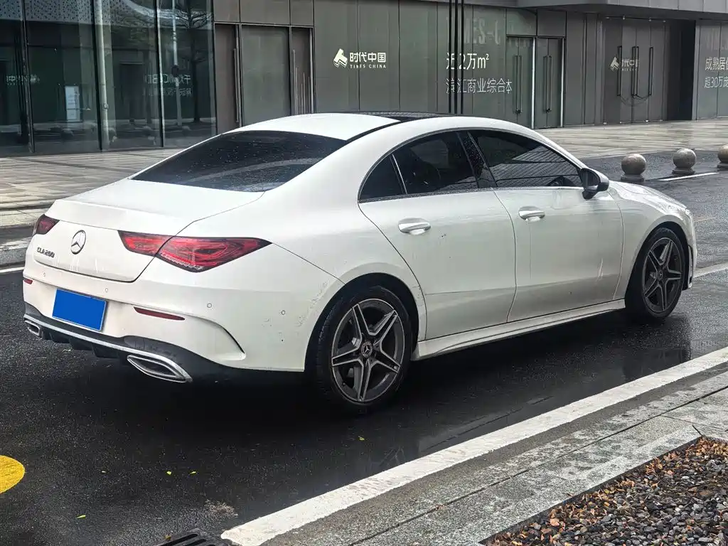 Mercedes-Benz CLA (Import) 2021 CLA 200 фото 9