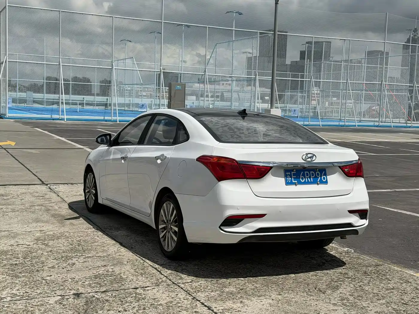 Фото 6 - Hyundai Mistra