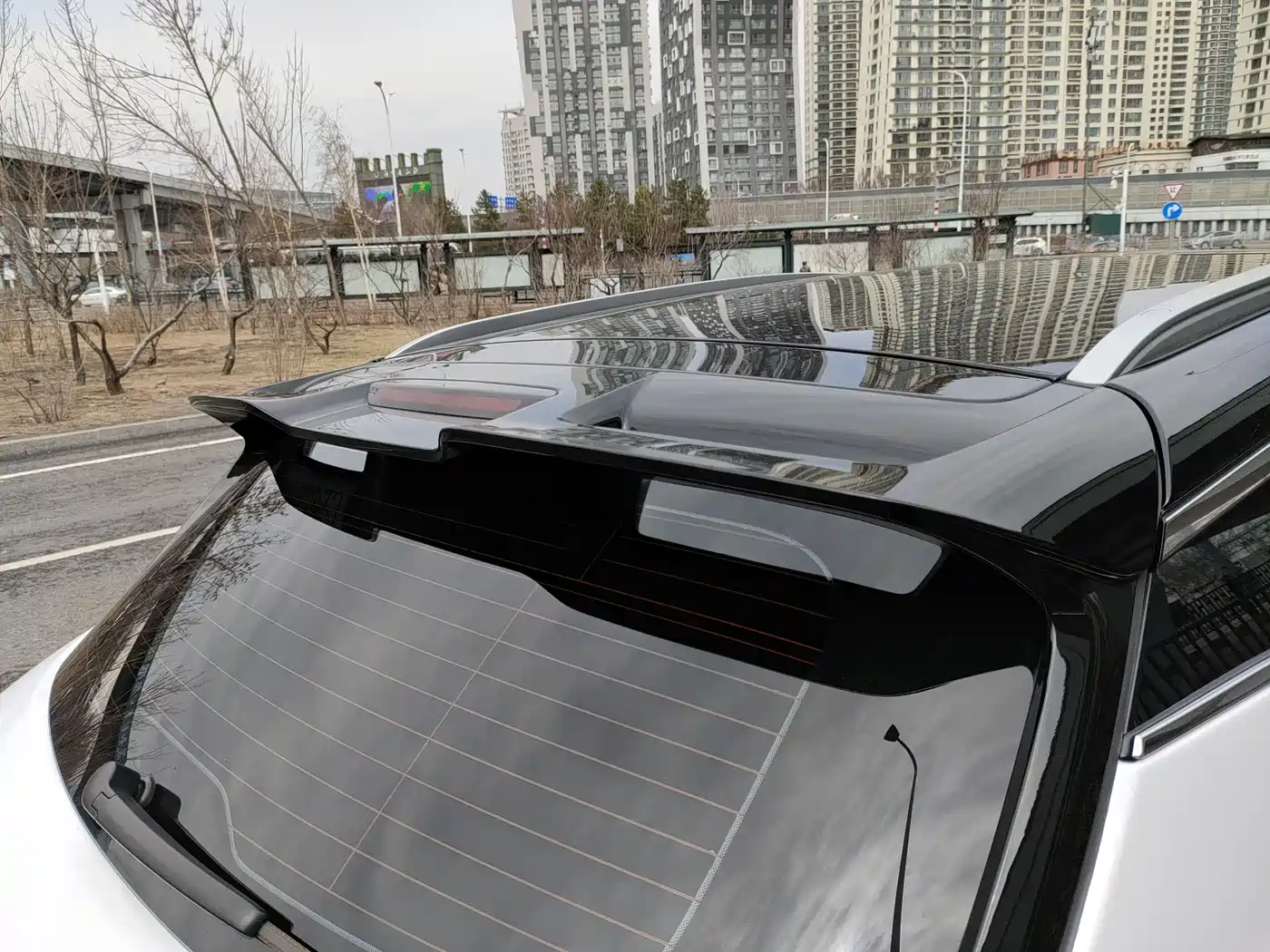 GEELY AUTOMOBILE BINYUE