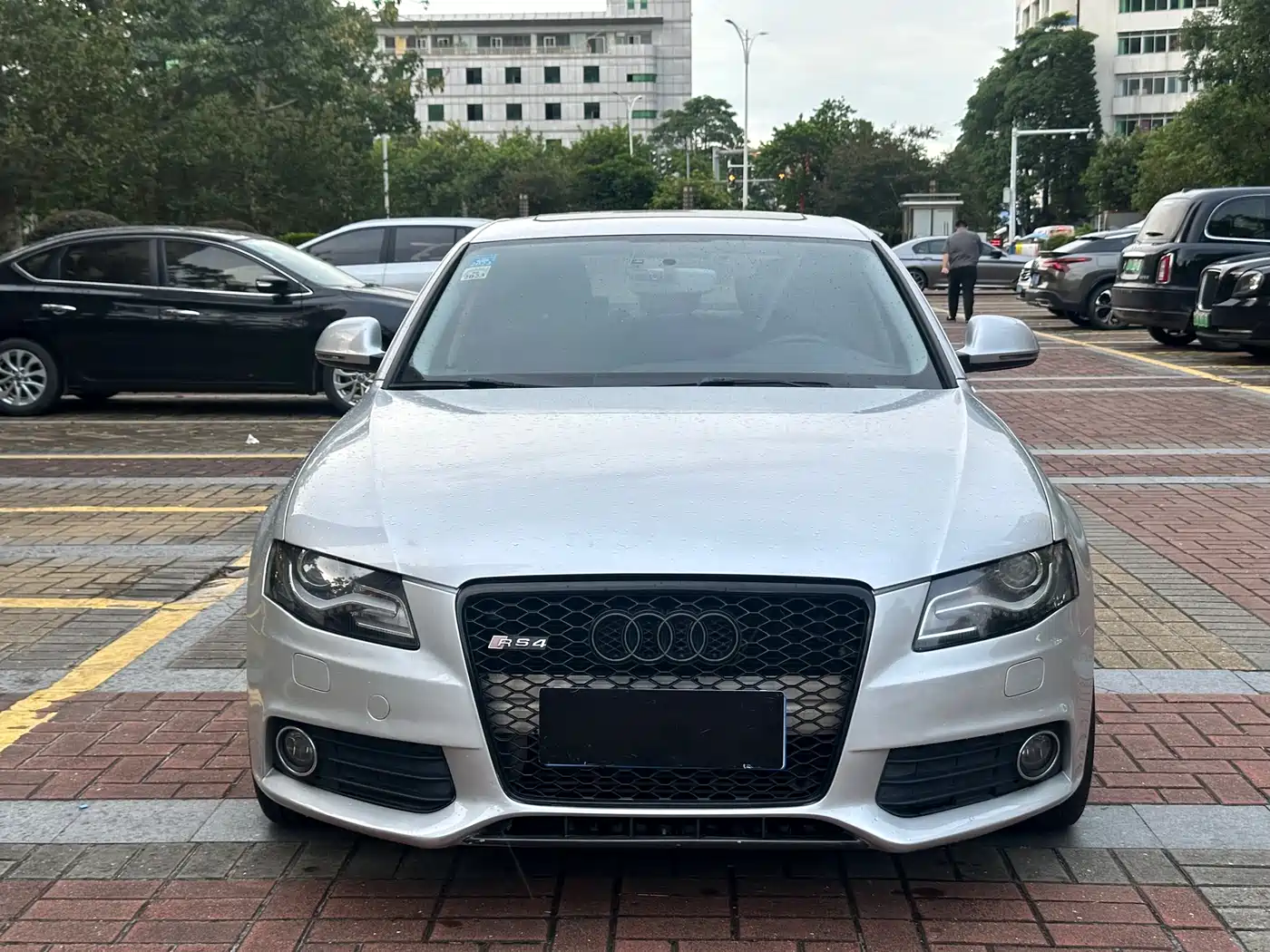 Audi A4L 2010 2.0 TFSI Comfort