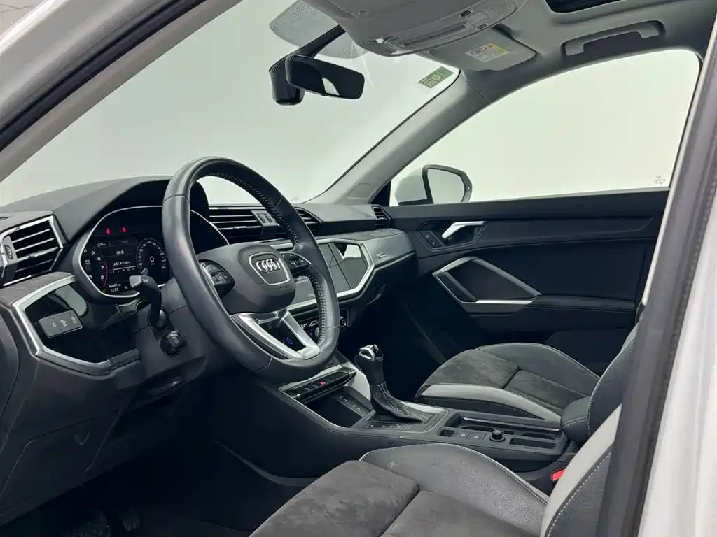 Audi Q3 2022 35 TFSI Progressive Dynamic фото 15