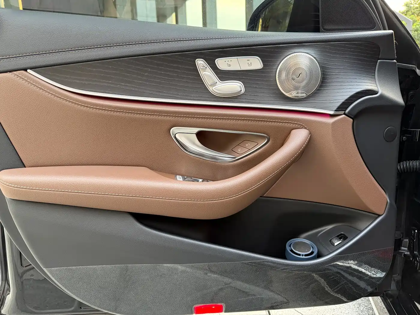 Mercedes-Benz E-Class 2022 E 300 L Sport Luxury фото 11