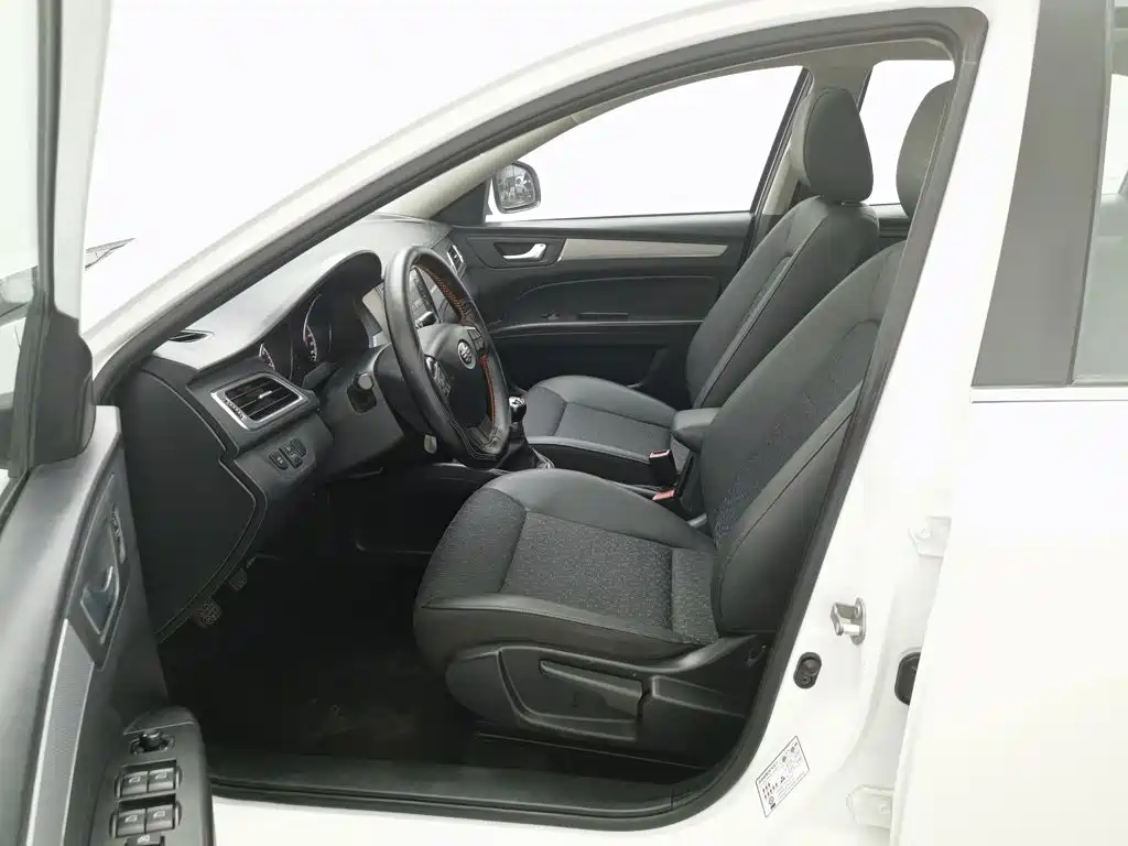 Besturn B30 2016 2016 1.6L Manual Premium Model