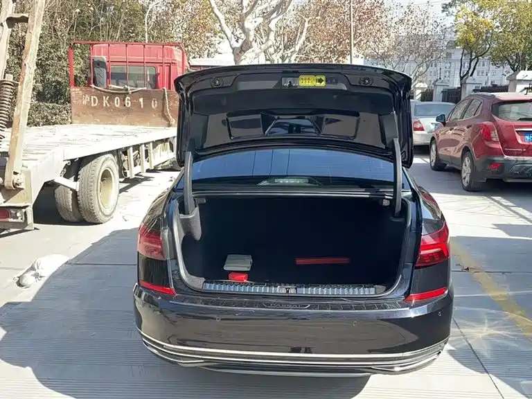 Volkswagen Passat 2019 Model 380TSI Luxury Edition China VI фото 5