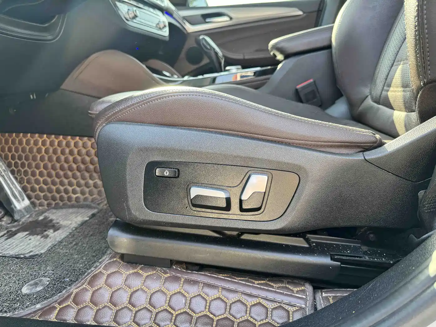 BMW X4 2021 Facelift xDrive 25i M Sport Package фото 11