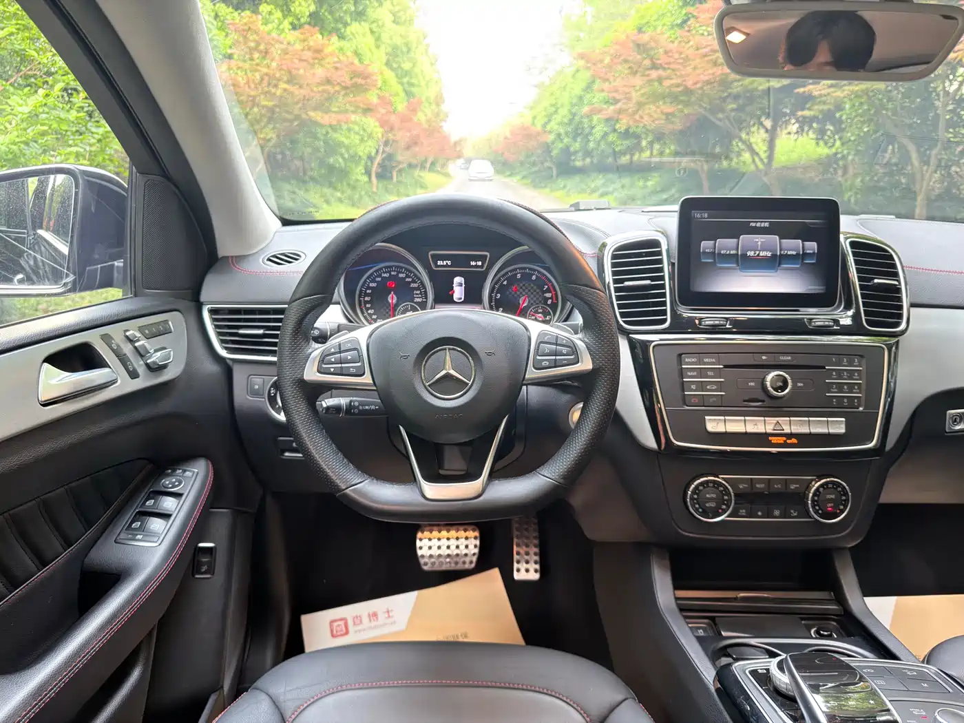 Mercedes-Benz GLE Coupe 2017 GLE 450 AMG 4MATIC Coupe SUV фото 9