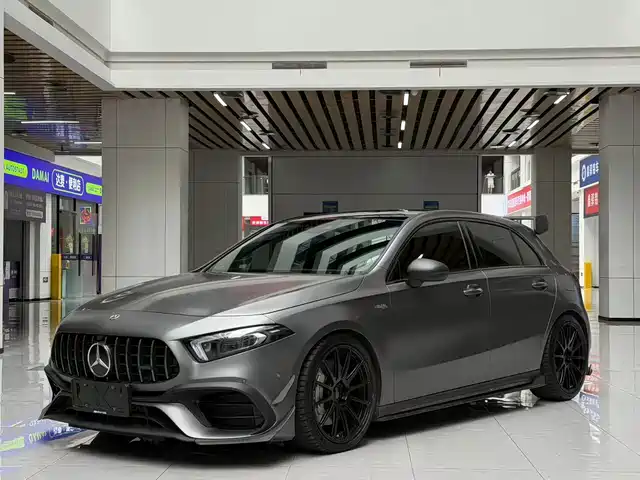 Mercedes-Benz A-Class AMG Рестайлинг, AMG A 35 4MATIC
