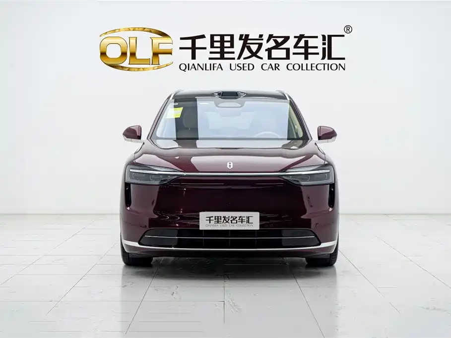 AITO Wenjie AITO M7 2026 Extended Range Max AWD 5-seater фото 2