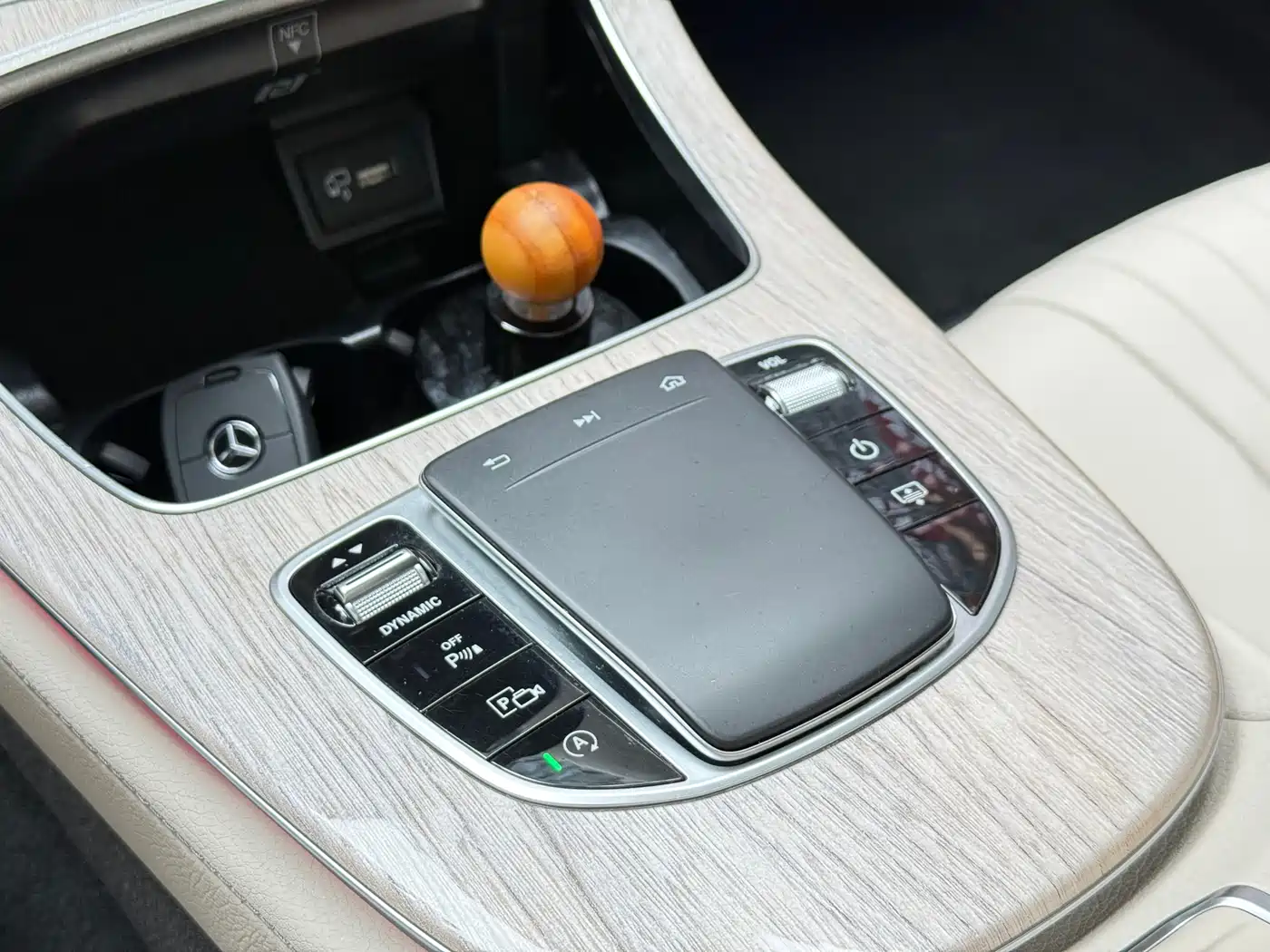 Mercedes-Benz CLS 2018 CLS 300 Luxury фото 14