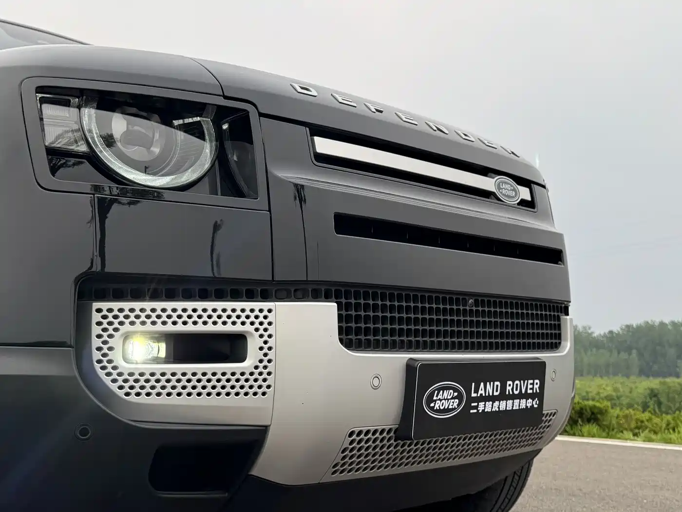 Land Rover Defender 2020 Model 110 P400 SE фото 9