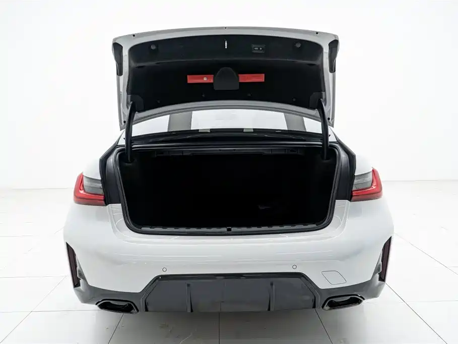 BMW 3 Series 2024 325Li M Sport Shadowline Package фото 14