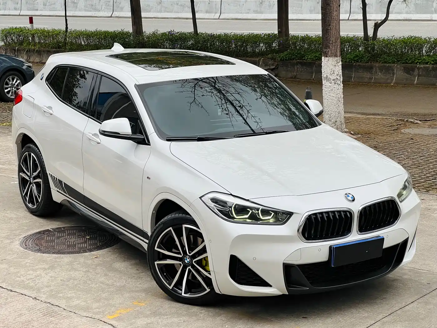 BMW X2 2020 sDrive25i Exclusive M Sport Package фото 3