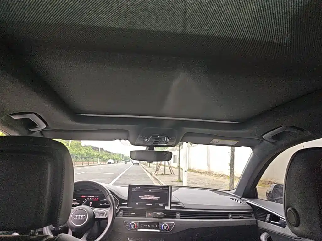 Audi A4L 2023 40 TFSI Luxury Sport фото 18