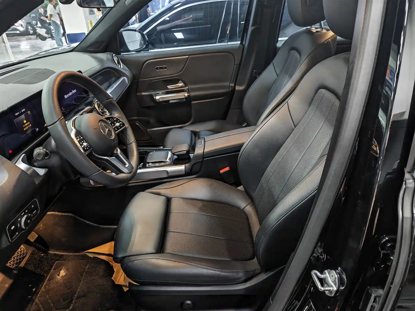 Mercedes-Benz GLB 2022 Facelift II GLB 200 Dynamic фото 4
