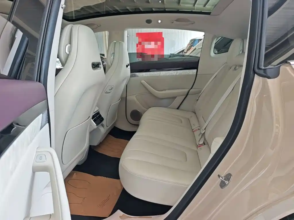 Zhijie Luxeed R7 2026 2026 Range Extender Max+