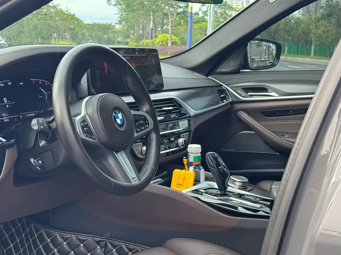 BMW 5 Series (Import) 2022 Facelift 540i Style Edition M Sport Package фото 8