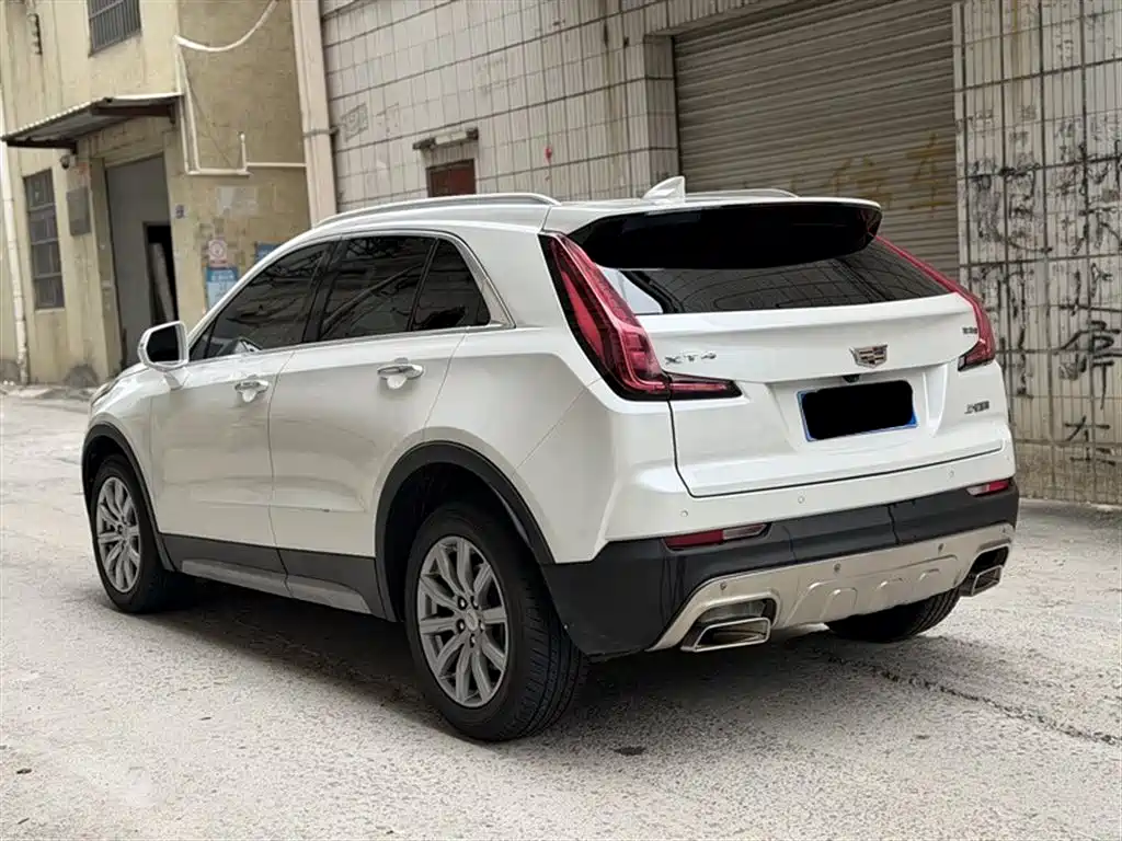 Cadillac XT4 2020 Facelift 28T 2WD Leading фото 14