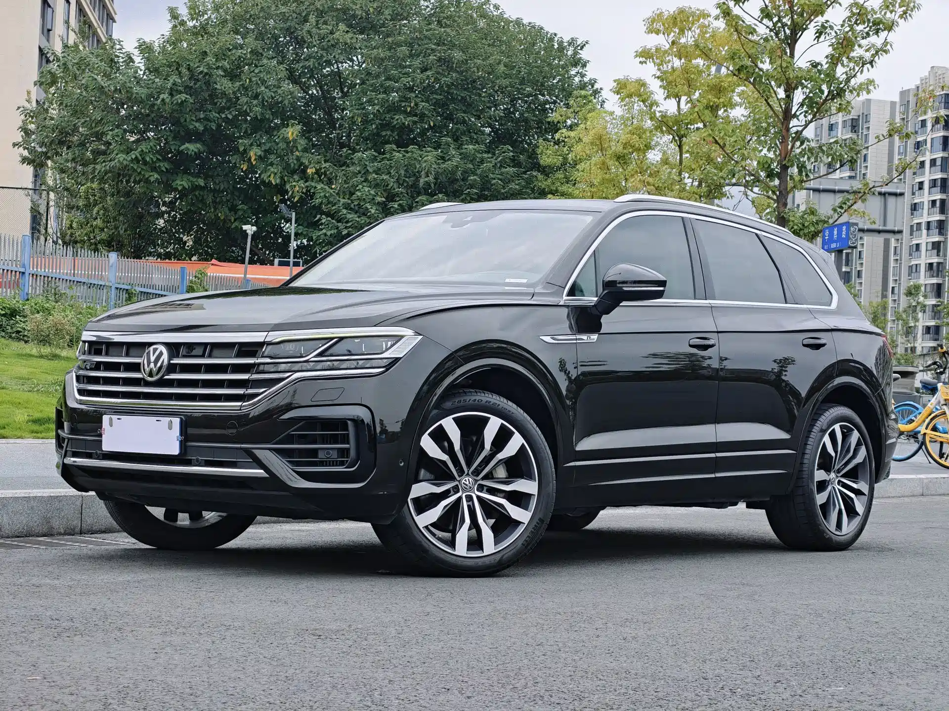 صورة 1 - Volkswagen Touareg