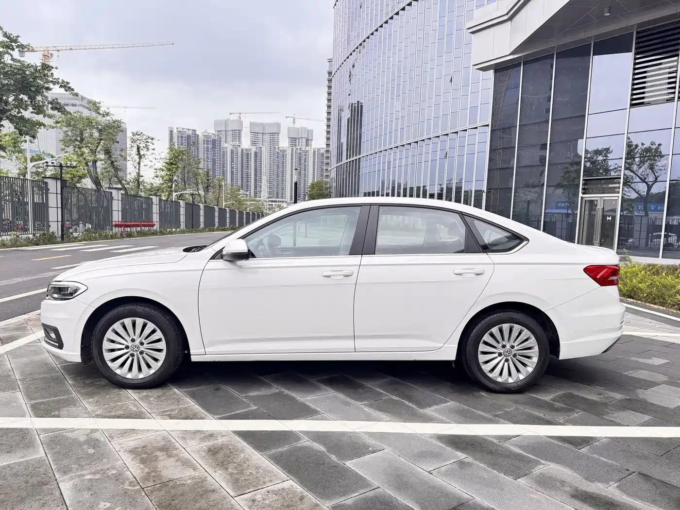 Volkswagen Lavida 2019 1.5L Automatic Comfort Edition China VI фото 30